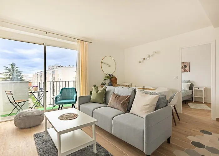 Friendly And Spacious In !